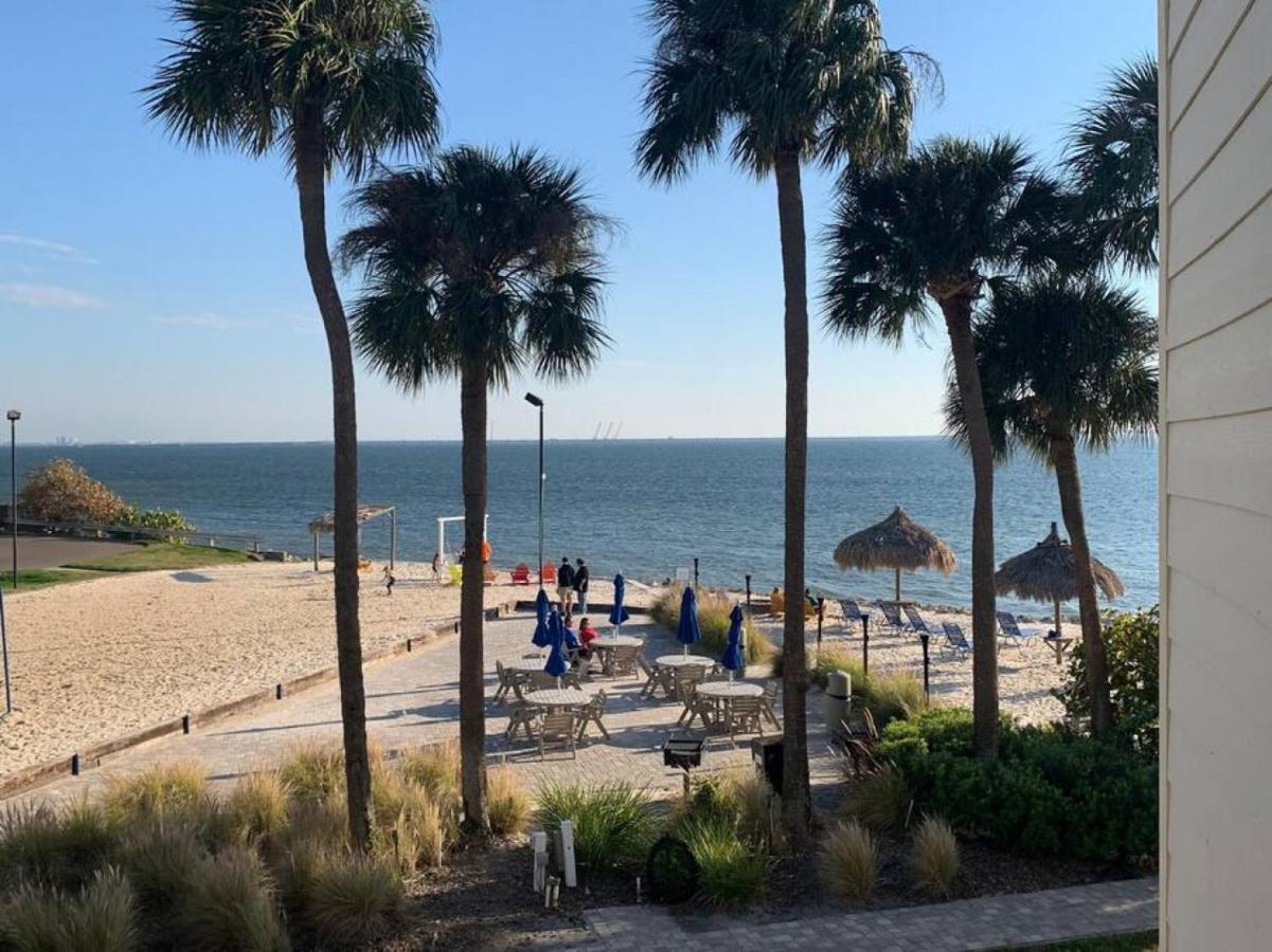 Bay Views From Your Balcony Beach Resort Tampa Exterior foto