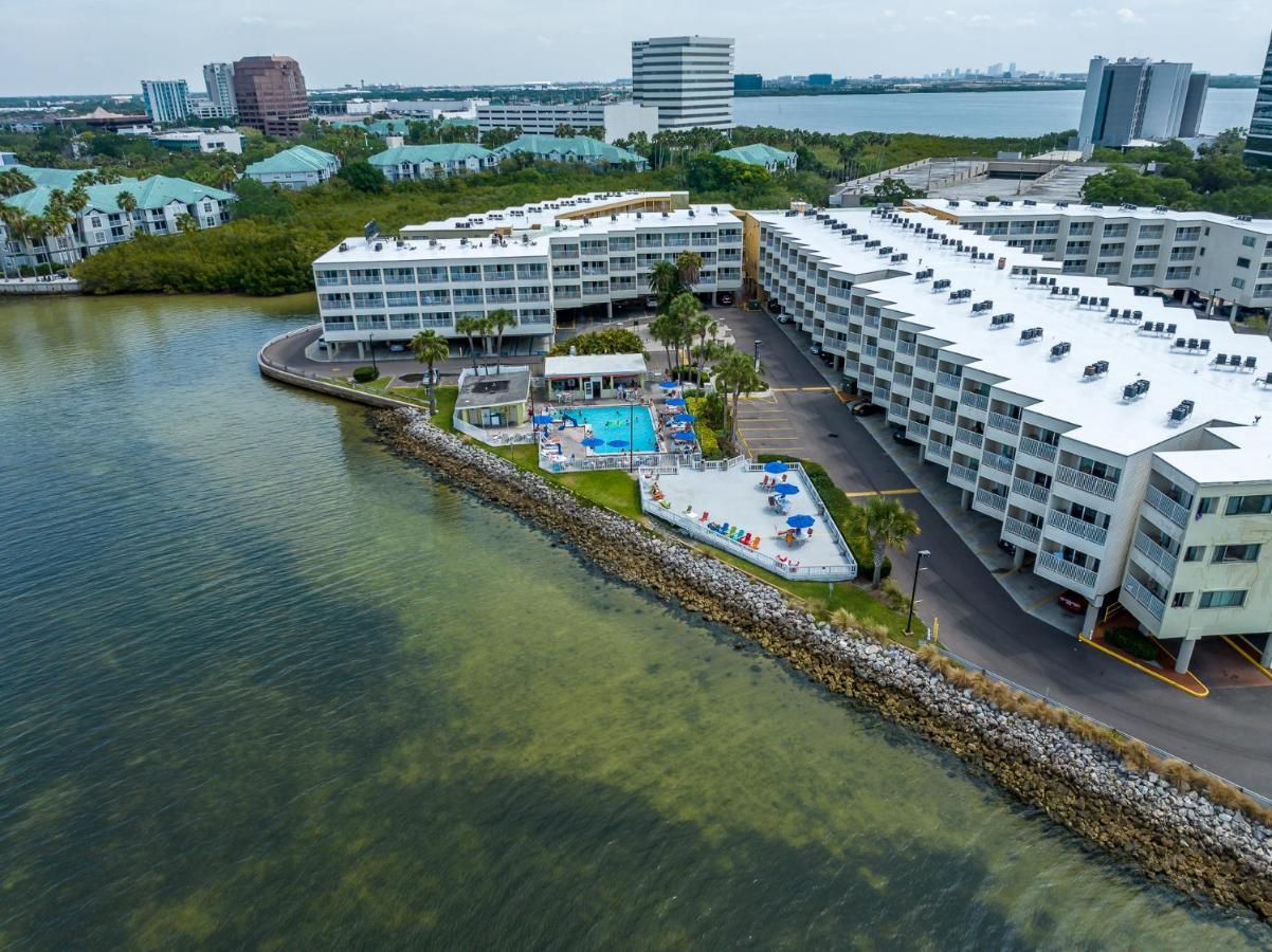 Bay Views From Your Balcony Beach Resort Tampa Exterior foto