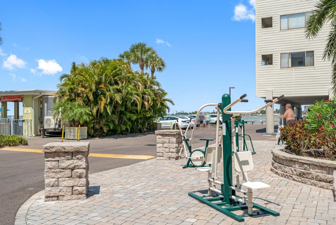 Bay Views From Your Balcony Beach Resort Tampa Exterior foto